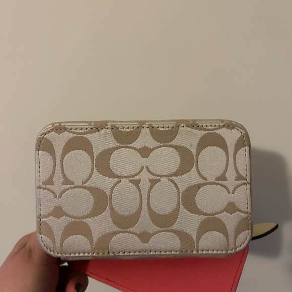 Coach jewelry box - Picture 4 of 5
